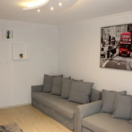 Lena Apartman *