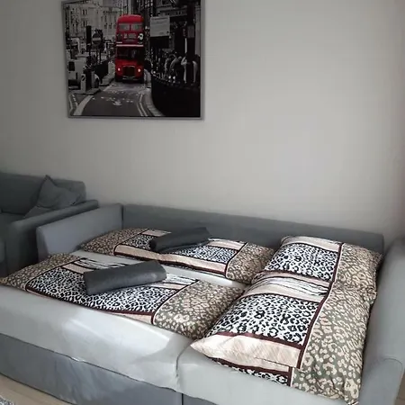Apartamento Lena Apartman *